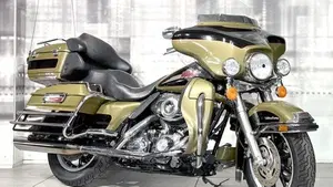 Harley-Davidson 1584 Electra Glide Ultra Classic (2007) - FLHTCU 