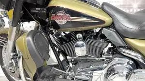 Harley-Davidson 1584 Electra Glide Ultra Classic (2007) - FLHTCU  (5)