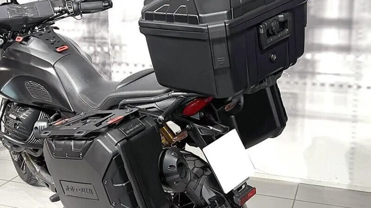 Moto Guzzi V85 TT (2021 - 23)  (5)