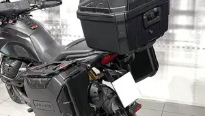 Moto Guzzi V85 TT (2021 - 23)  (5)