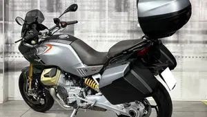 Moto Guzzi V100 Mandello S (2022 - 24)  (2)