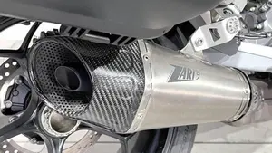 Moto Guzzi V100 Mandello S (2022 - 24)  (3)