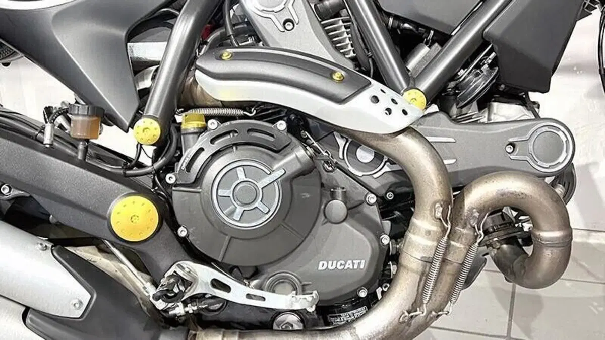 Ducati Scrambler 800 Full Throttle (2015 - 16)  (5)