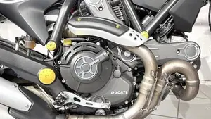 Ducati Scrambler 800 Full Throttle (2015 - 16)  (5)