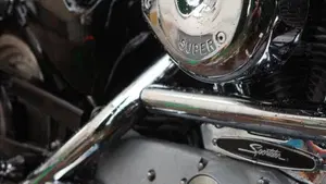 Harley-Davidson 883 Custom (2001 - 05) - XL 53C  (5)