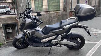 Honda X-ADV 750 (2017) usata