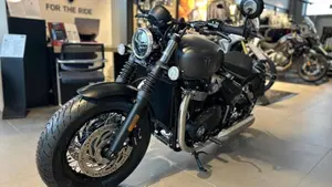 Triumph Bonneville Bobber 1200 (2026)  (4)