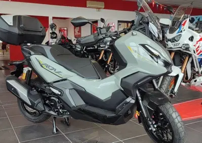 Honda ADV 350 Special Edition (2025 - 26) - Annuncio 9930689