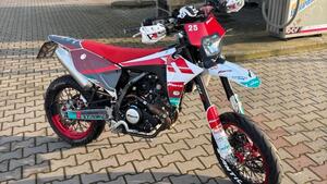 Fantic Motor XMF 125 Motard Performance 4T (2023 - 24) 