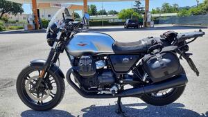 Moto Guzzi V7 III Stone S (2020) 