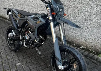 Betamotor RR 125 4T Motard T (2025 - 26) - Annuncio 9931021