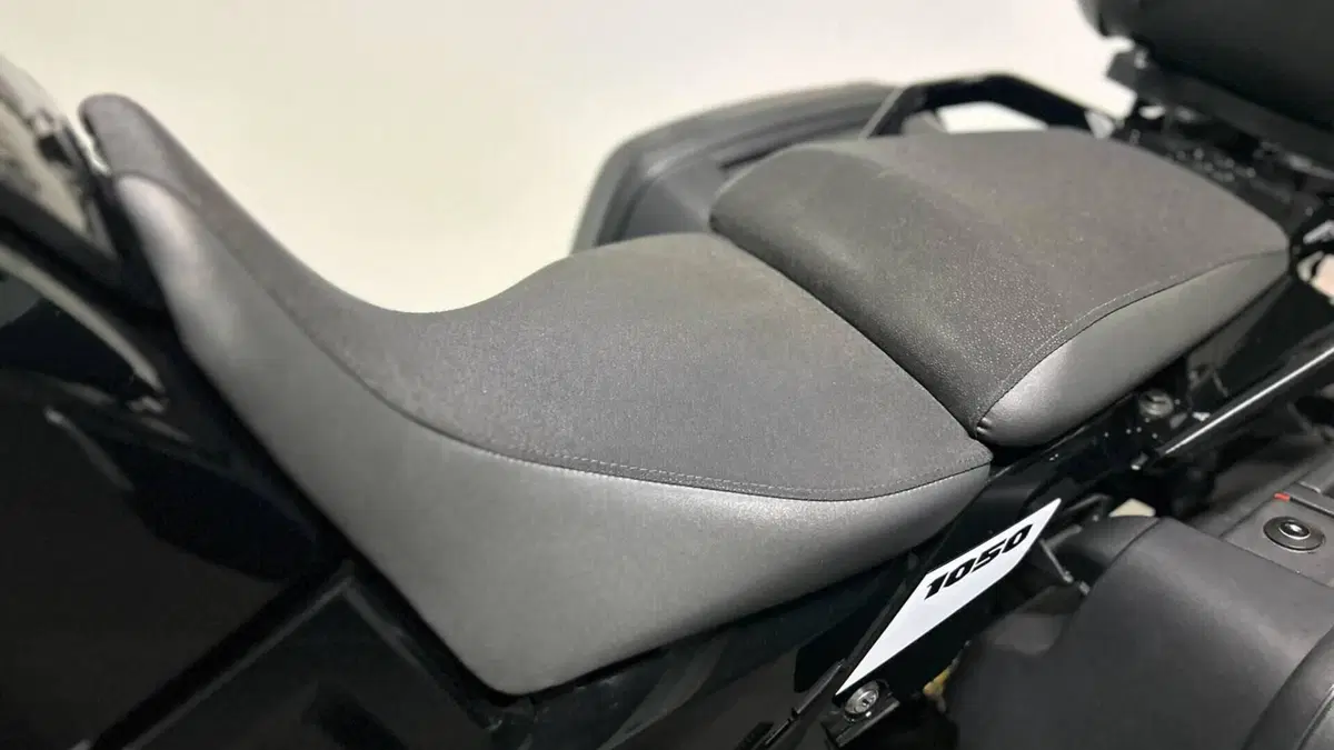 Suzuki V-Strom 1050XT (2020 - 23)  (6)
