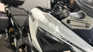 Suzuki V-Strom 1050XT (2020 - 23)  (10)