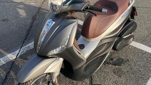 Piaggio Beverly 350 ABS (2016 - 20) 