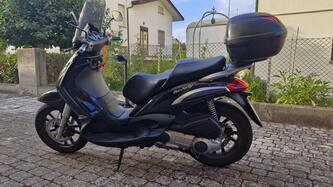 Piaggio Beverly S 250 i.e. usata