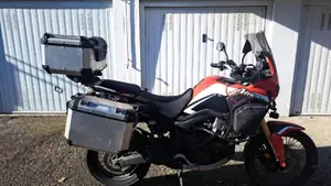 Honda Africa Twin CRF 1000L DCT ABS Travel Edition (2016 - 17)  (2)