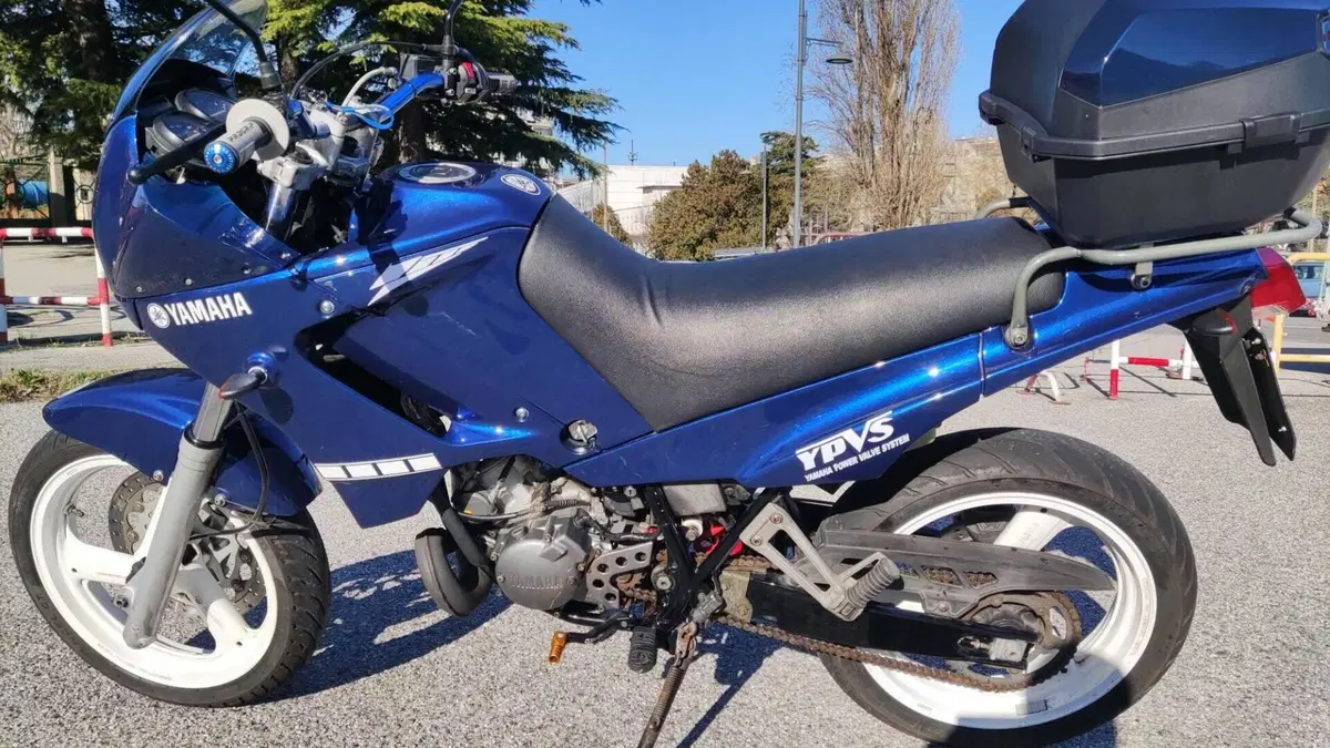 Yamaha   (6)