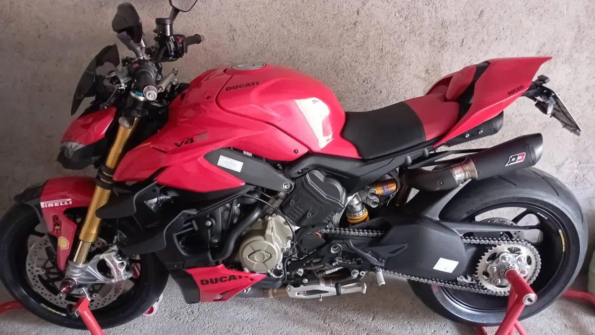 Ducati Streetfighter V4 S (2023 - 24)  (3)