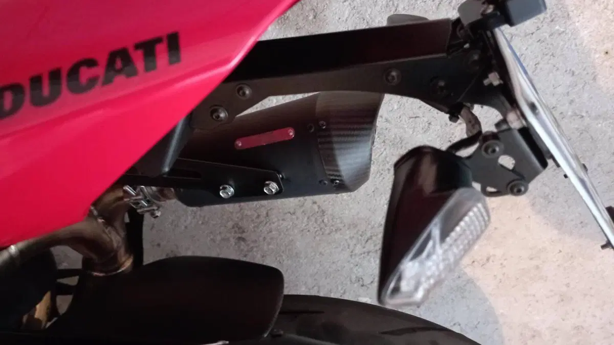 Ducati Streetfighter V4 S (2023 - 24)  (5)