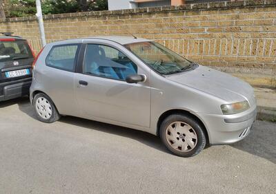 Fiat Punto 1.2i cat 3 porte SX usata