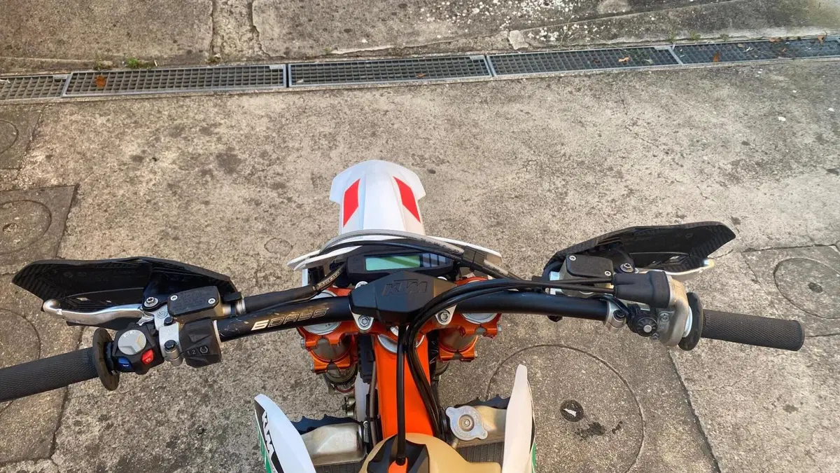 KTM 350 EXC-F Six Days (2021)  (6)