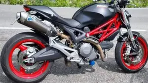 Ducati Monster 696 Plus (2007 - 14)  (2)