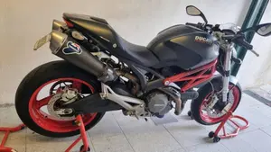 Ducati Monster 696 Plus (2007 - 14)  (6)