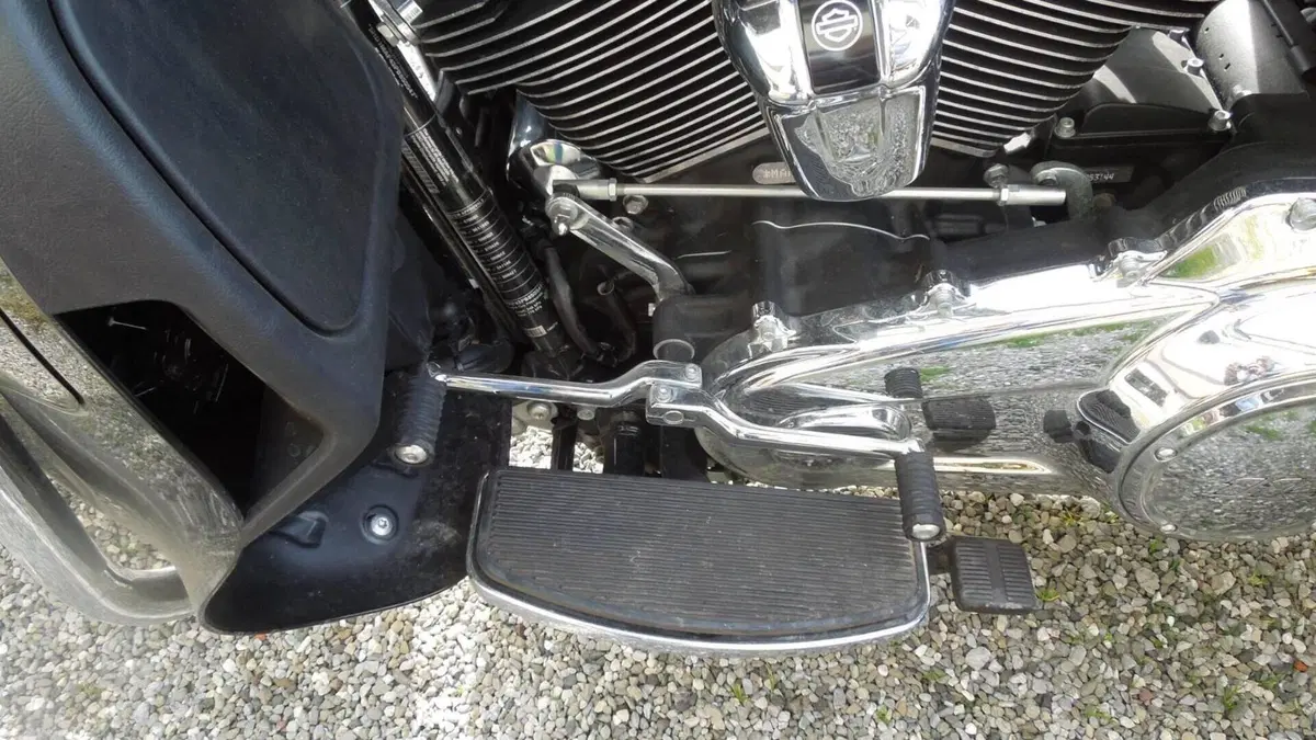Harley-Davidson Tri Glide Ultra (2021 - 26)  (2)