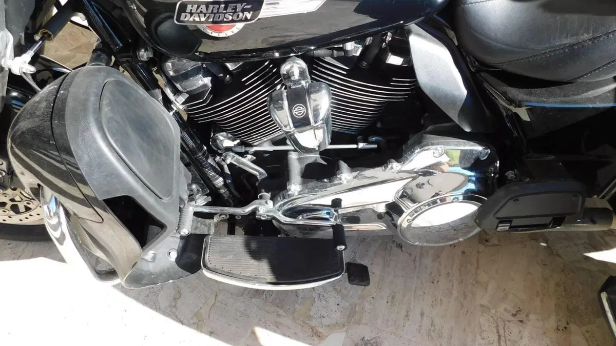 Harley-Davidson Tri Glide Ultra (2021 - 26)  (19)