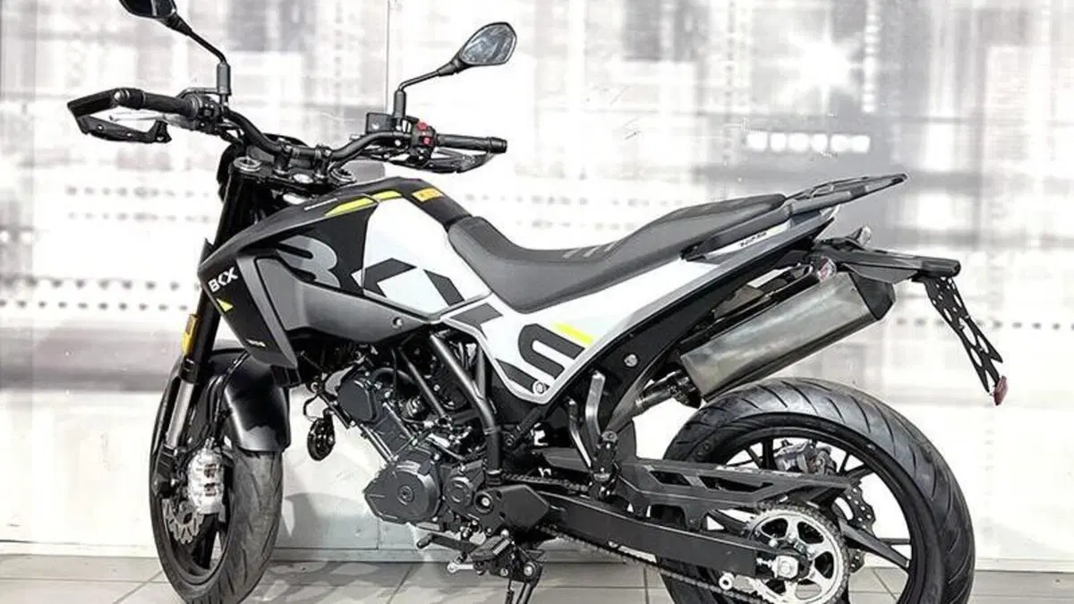 Benelli BKX 125 S (2026)  (2)