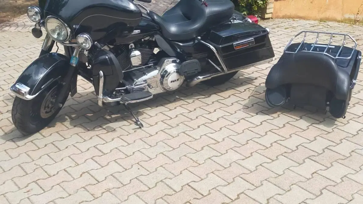 Harley-Davidson 1690 Electra Glide Ultra Limited (2010 - 13) - FLHTK  (6)
