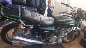 Kawasaki   (7)