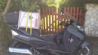 Suzuki Burgman AN 400 Lux ABS (2012 - 17) usata