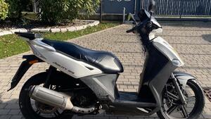 Kymco Agility 125 R16 (2008 - 17) 