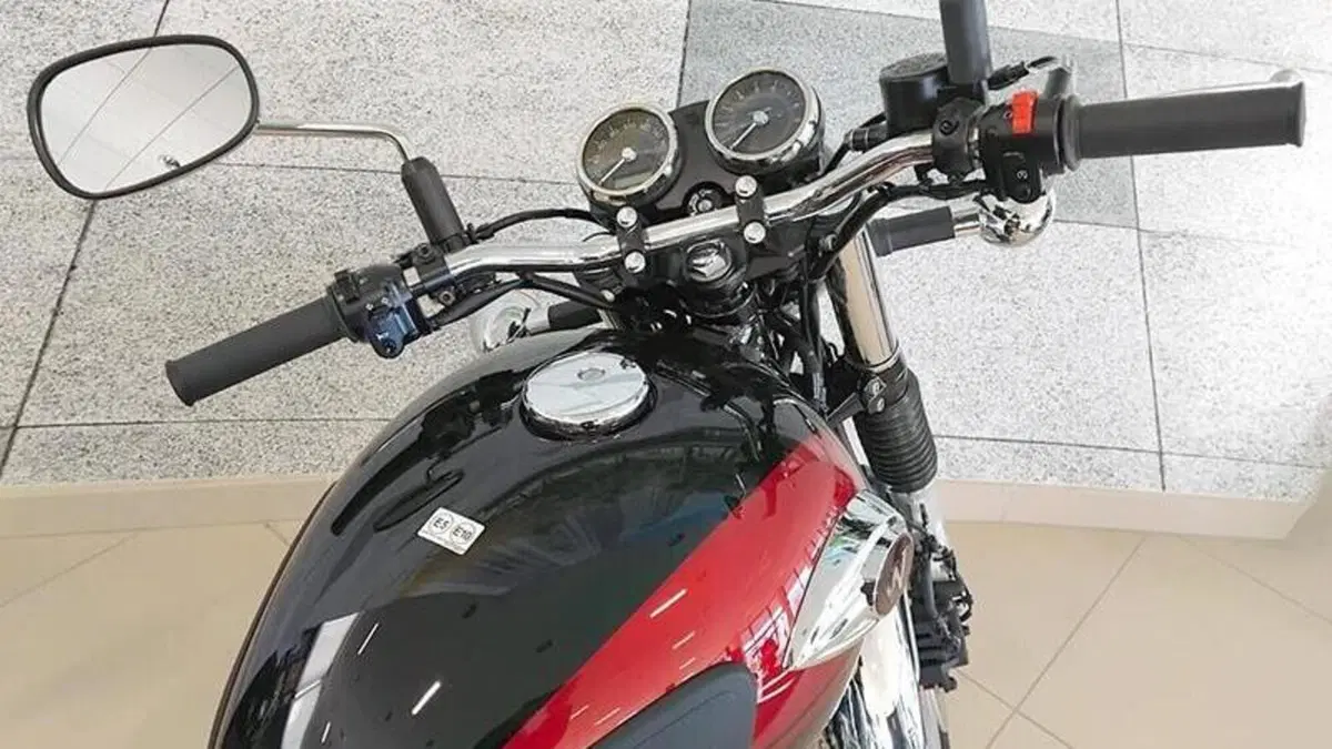Kawasaki W 800 (2021 - 26)  (3)