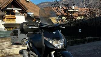 Piaggio Beverly 250 i.e. (2004 - 06) usata