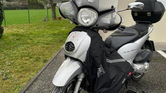 Aprilia Scarabeo 200 i.e. (2011 - 16)