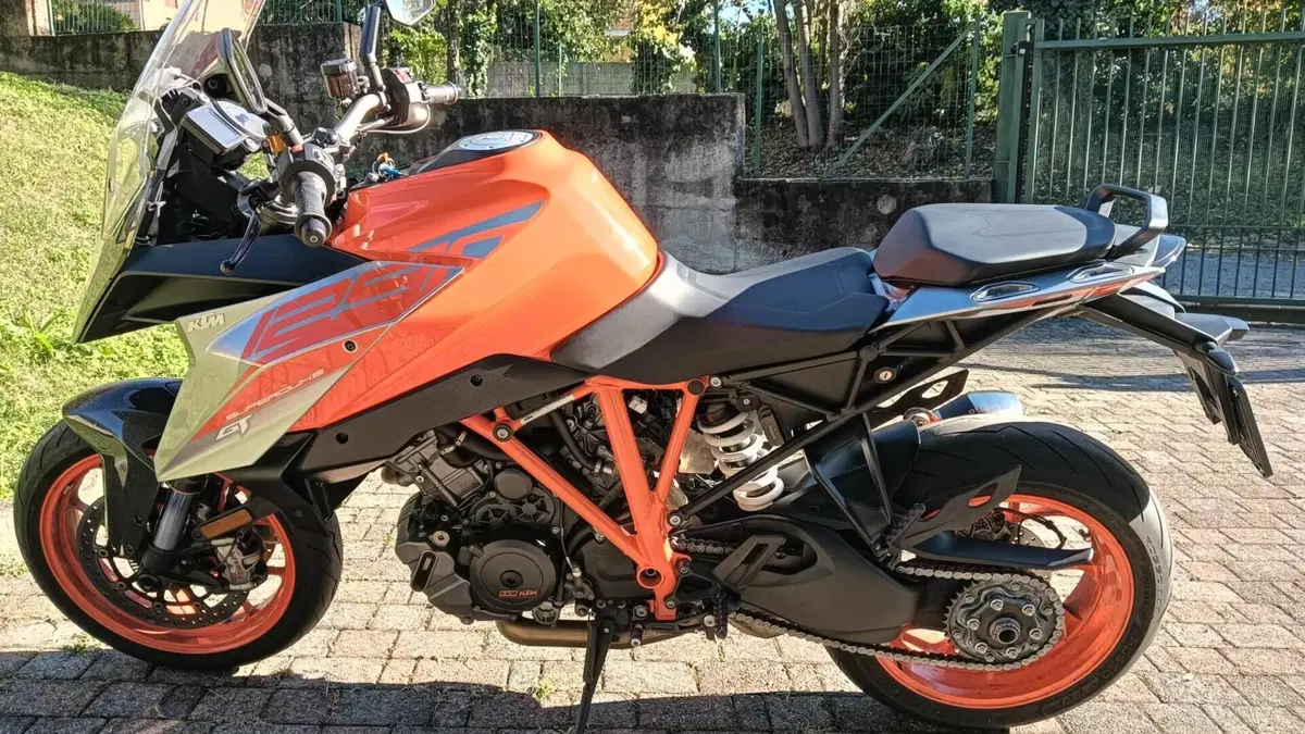KTM 1290 Super Duke GT (2019 - 20)  (8)