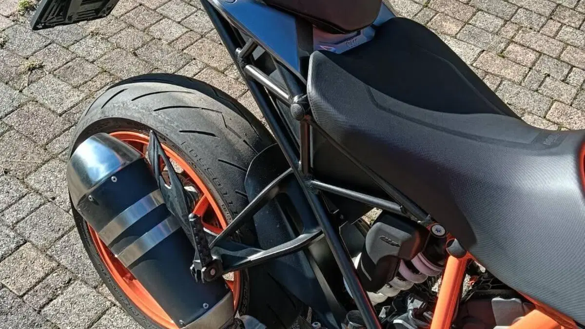 KTM 1290 Super Duke GT (2019 - 20)  (12)