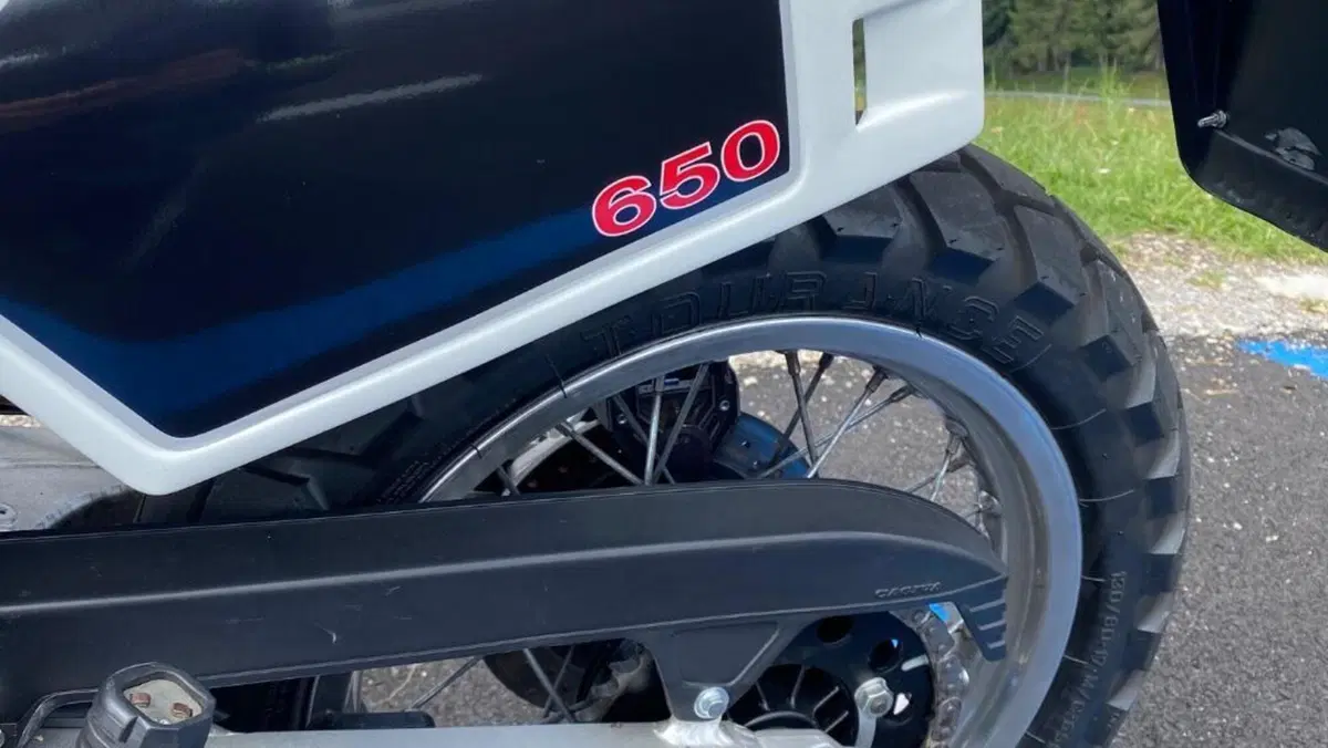 Cagiva Elefant 650  (2)