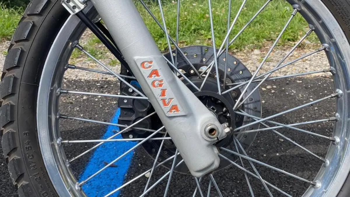 Cagiva Elefant 650  (10)