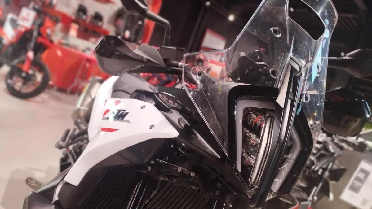 KTM 790 Adventure (2023 - 24)  (3)