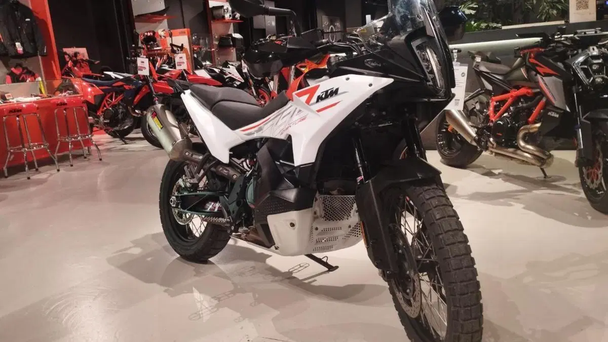 KTM 790 Adventure (2023 - 24)  (2)