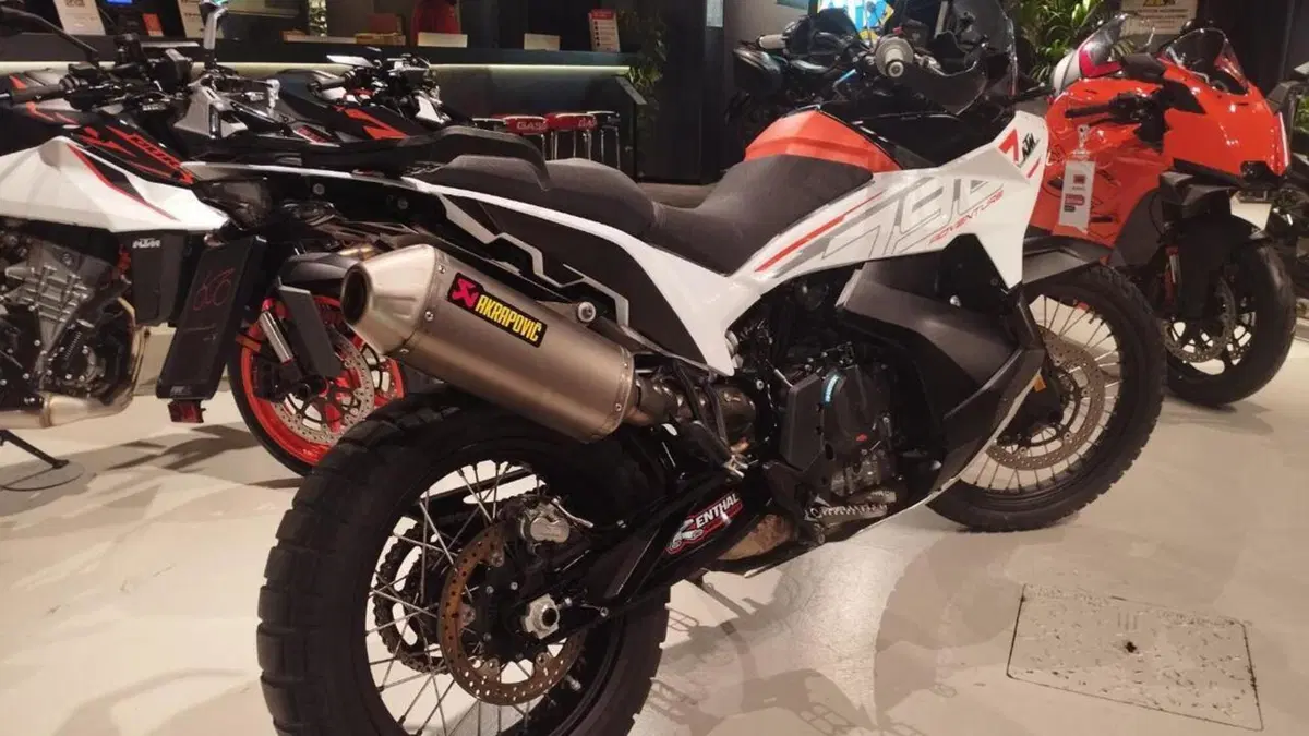 KTM 790 Adventure (2023 - 24)  (4)