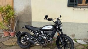 Ducati Scrambler 800 Icon Dark (2020) 