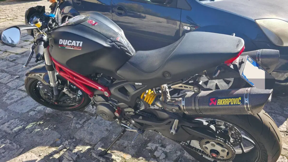 Ducati Monster 796 (2010 - 13)  (4)