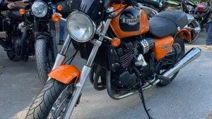 Triumph Thunderbird 900 Sport (2003 - 04)  (8)