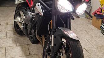Triumph Street Triple R (2017 - 20) usata