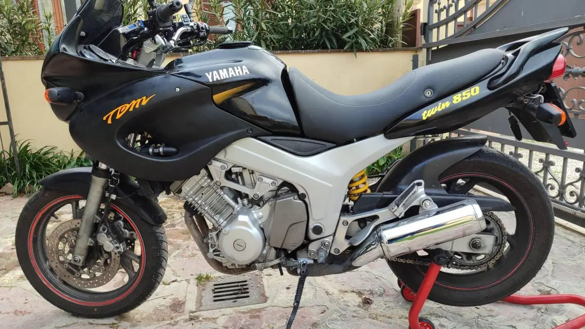 Yamaha   (2)