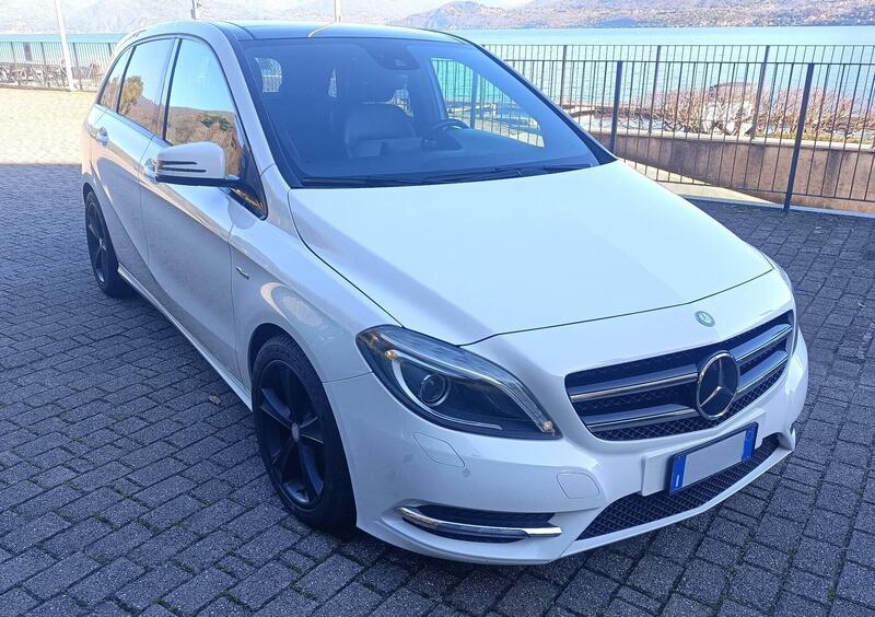 Mercedes-Benz Classe B 200 CDI BlueEFFICIENCY Premium